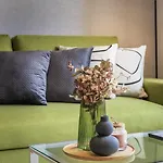 Fl 4 Thelodge-charming Retreat By Homely Lejlighed *