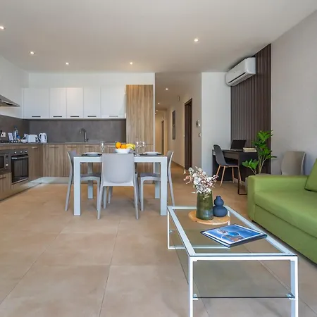 Fl 4 Thelodge-charming Retreat By Homely *